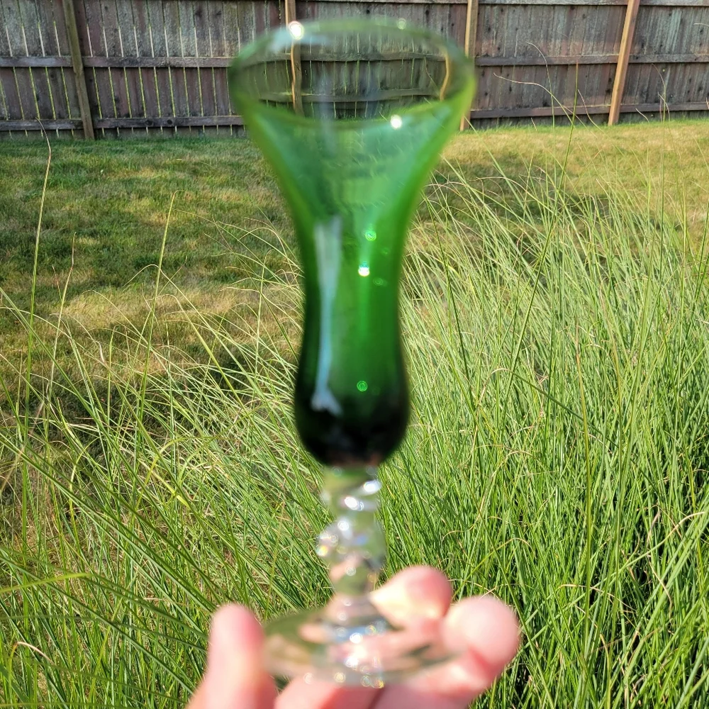 Cordial Glasses ~ Shot Glasses ~ Set of 4 (2 are chipped) FINAL PRICE ITEM!